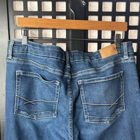 💙 BKE Buckle Women’s Bootcut Jeans Deep Blue32x29.5 Stretch Gabby Curvy Fit 💙 - Picture 7 of 15